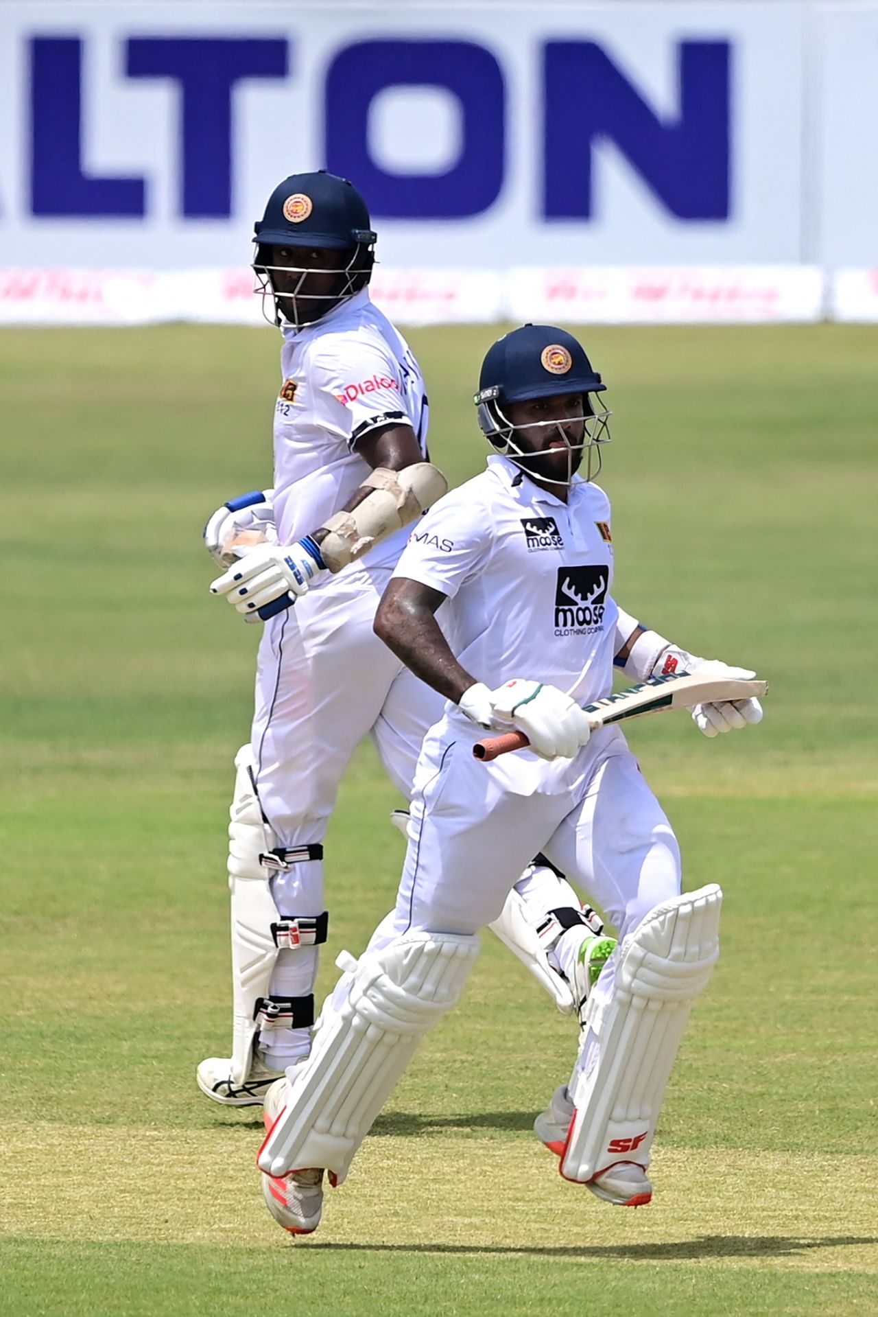 Angelo Mathews and Kusal Mendis steadied Sri Lanka after two quick wickets, Bangladesh vs Sri Lanka, 1st Test, Chattogram, 1st day, May 15, 2022