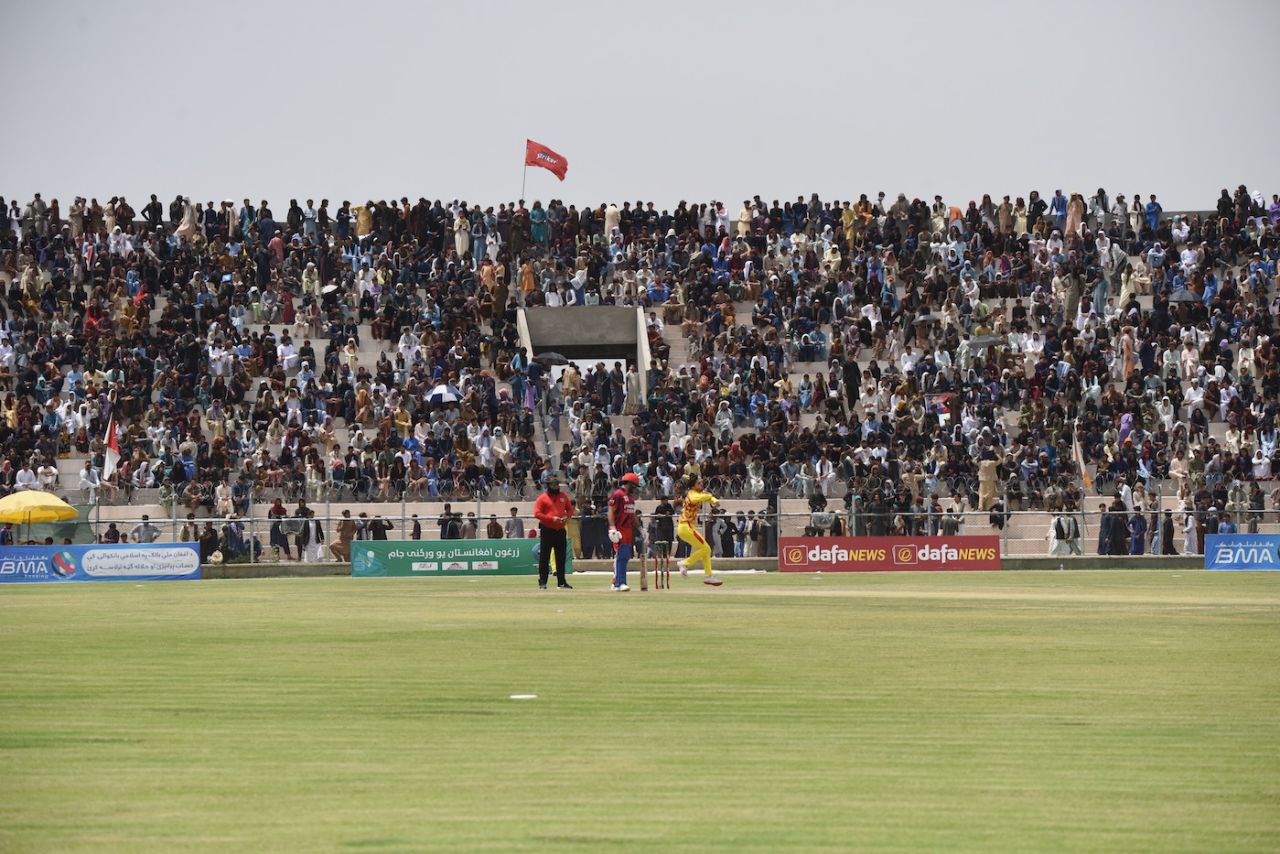 A large crowd watches Pamir Legends bat, Pamir Legends vs Hindukush Strikers, Green Afghanistan One Day Cup, final, Khost, May 20, 2022