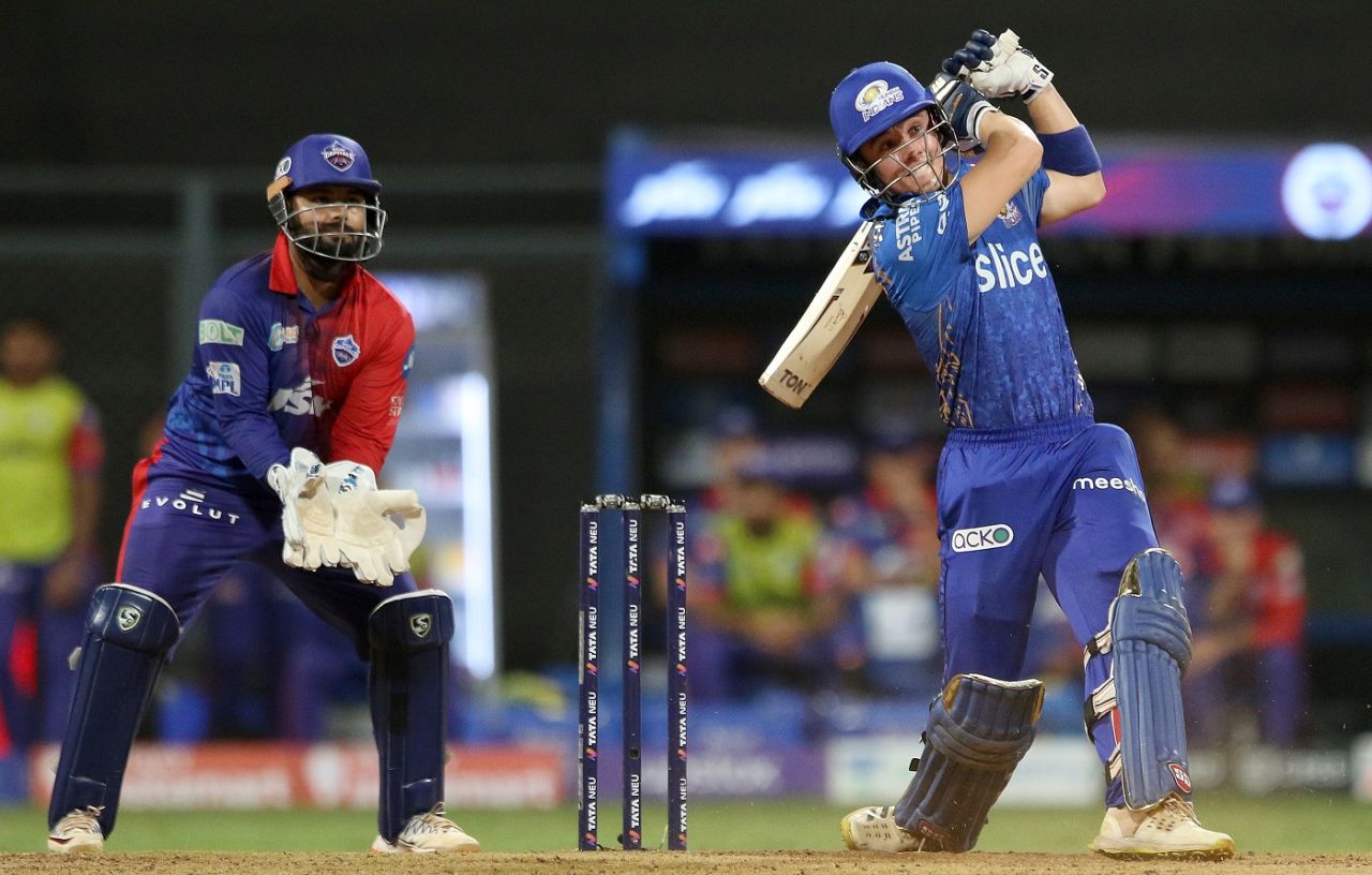 Dewald Brevis smashes one straight over Kuldeep Yadav's head, Mumbai Indians vs Delhi Capitals, IPL 2022, Wankhede Stadium, Mumbai, May 21, 2022