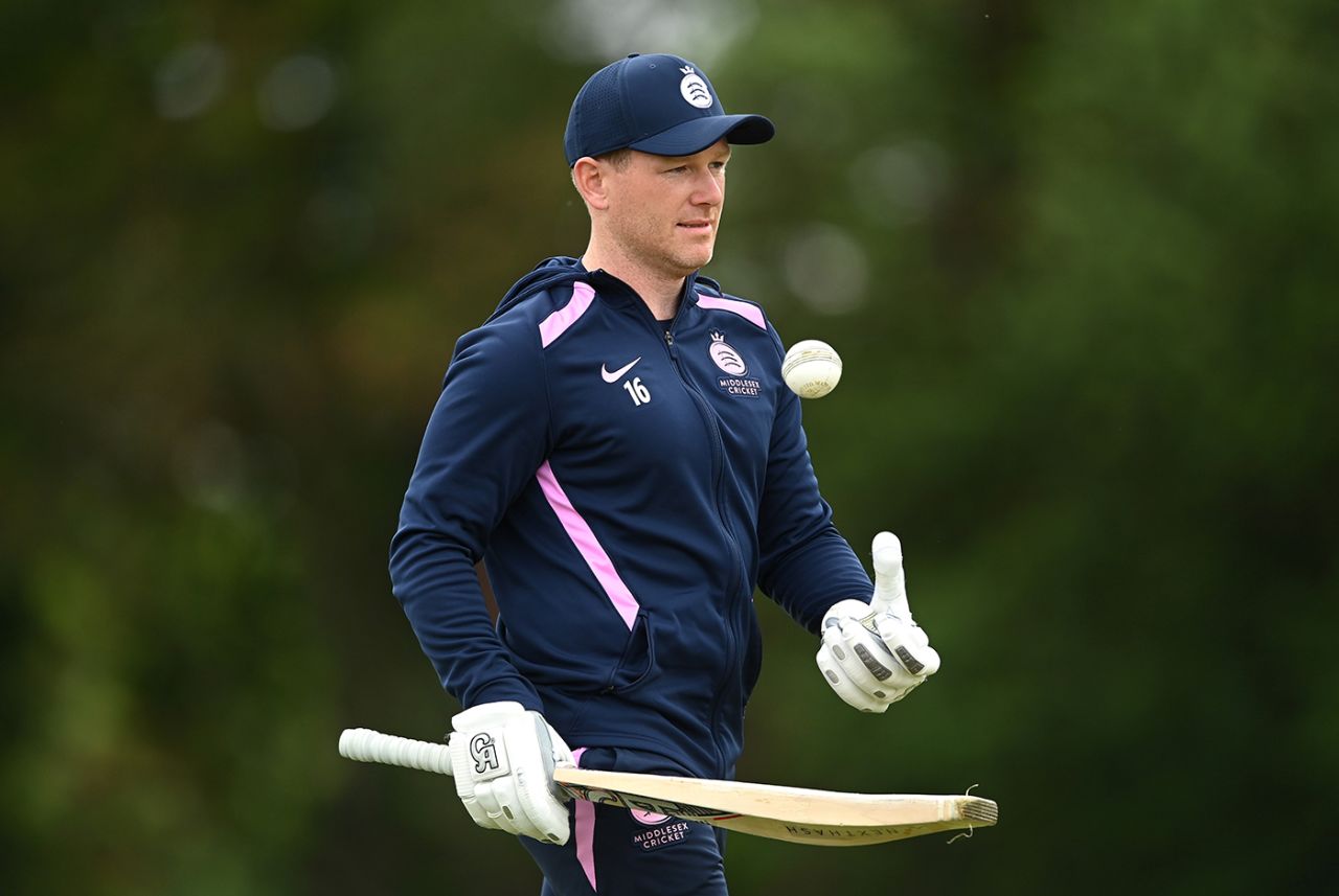 Eoin Morgan takes part in a pre-game drill, Middlesex vs Gloucestershire, Vitality Blast, Radlett, May 26, 2022