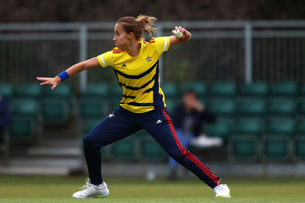 Tash Farrant prepares to throw the ball in while fielding, South East Stars vs Central Sparks, Guildford, Charlotte Edwards Cup, May 18, 2022