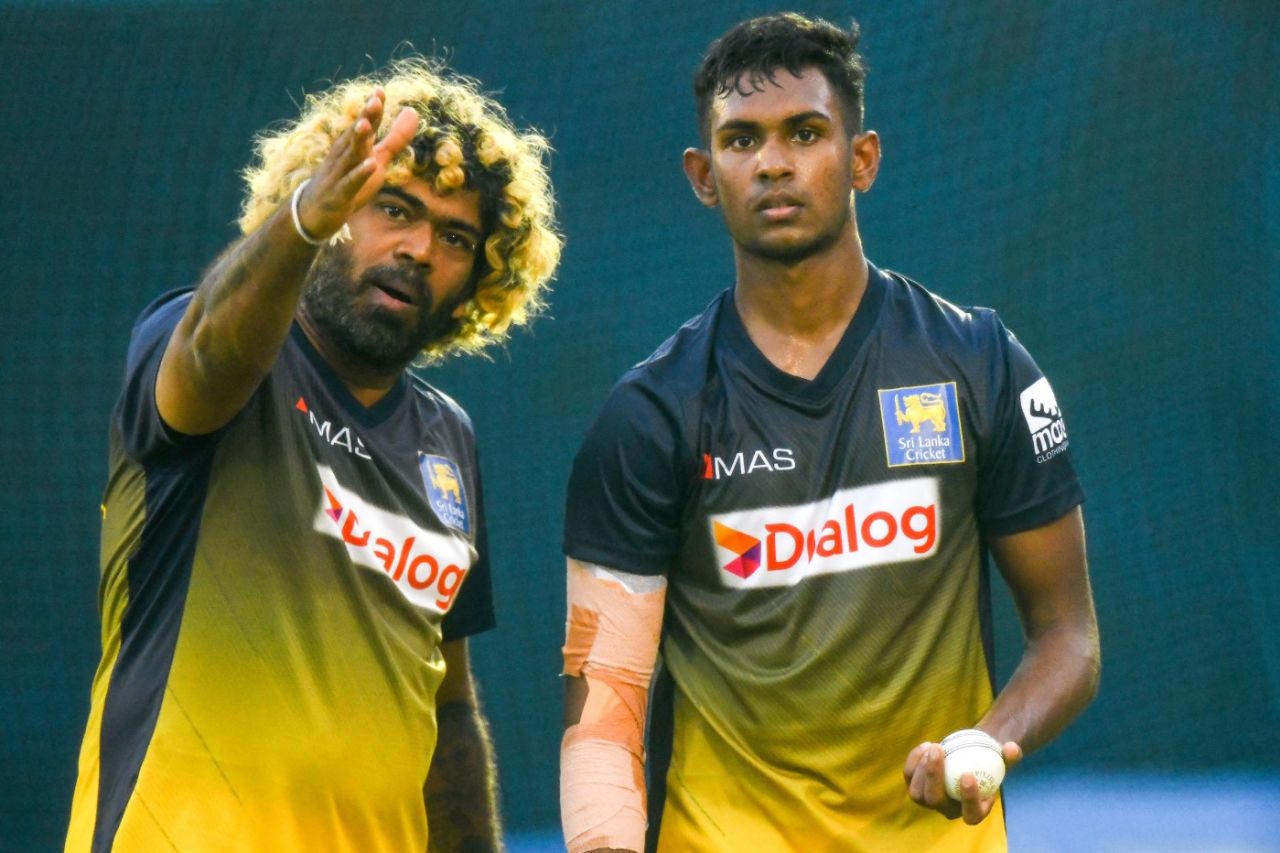 New slinger and old: Lasith Malinga chats with Matheesha Pathirana, Colombo, June 5, 2022