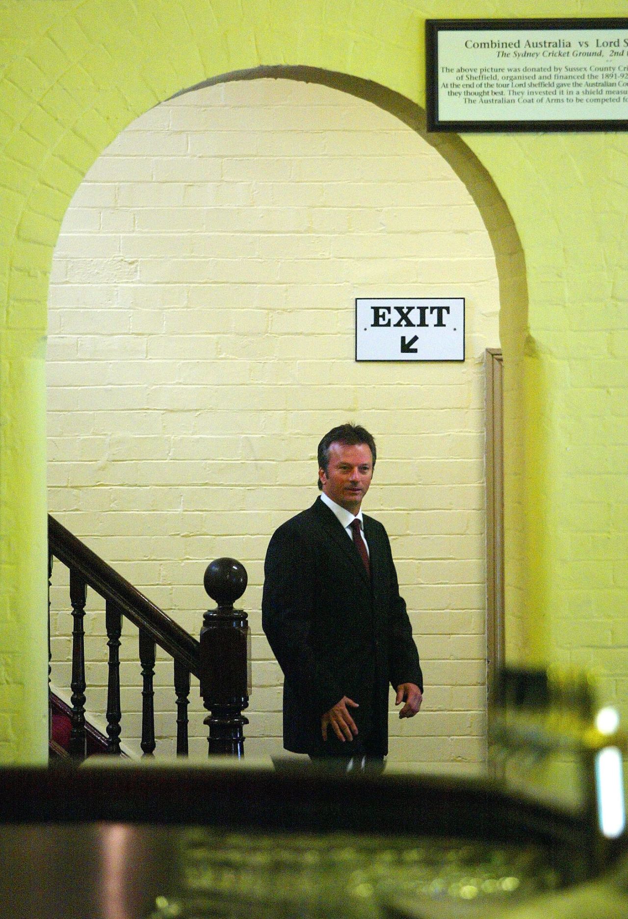 Steve Waugh walks out to the press conference announcing his retirement, Sydney, November 26, 2003