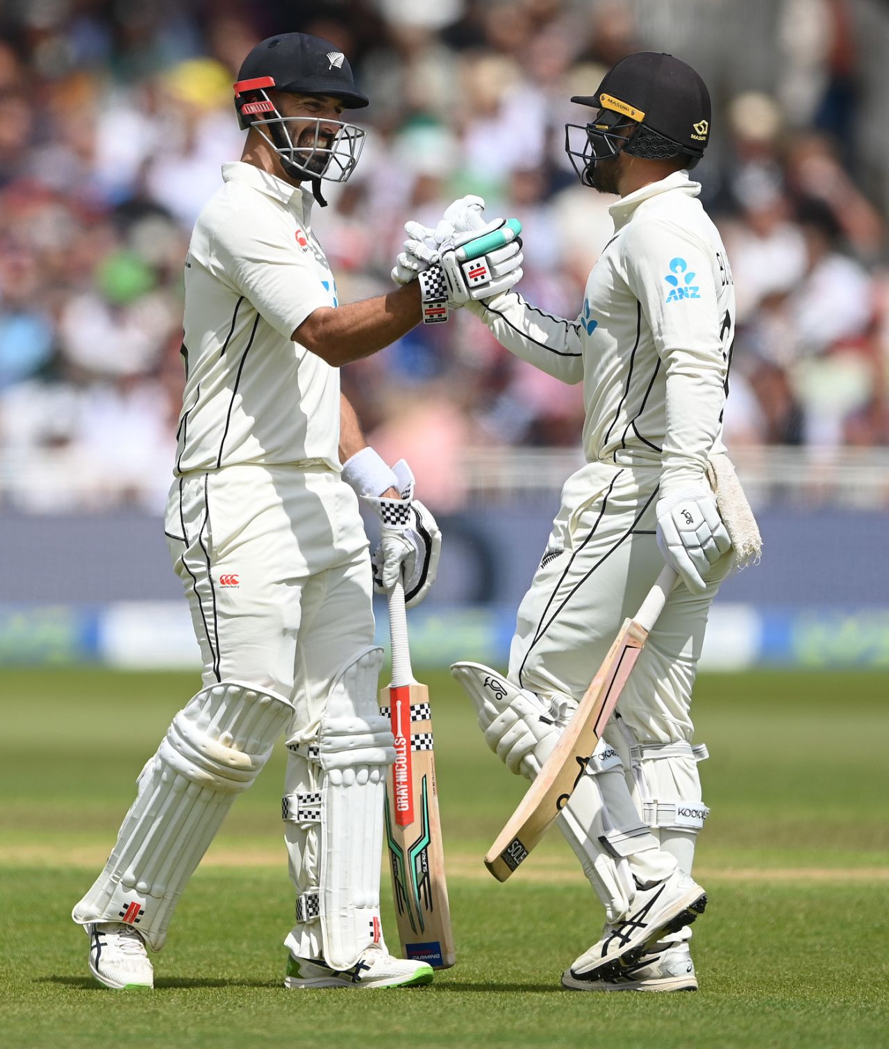 Tom Blundell followed Daryl Mitchell to the century mark on the second morning, England vs New Zealand, 2nd Test, Nottingham, 2nd day, June 11, 2022