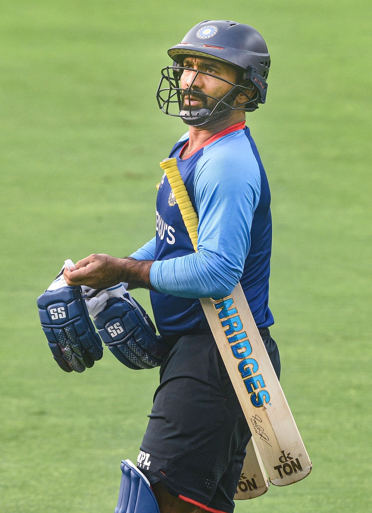Dinesh Karthik prepares to bat at the nets, Cuttack, June 11, 2022