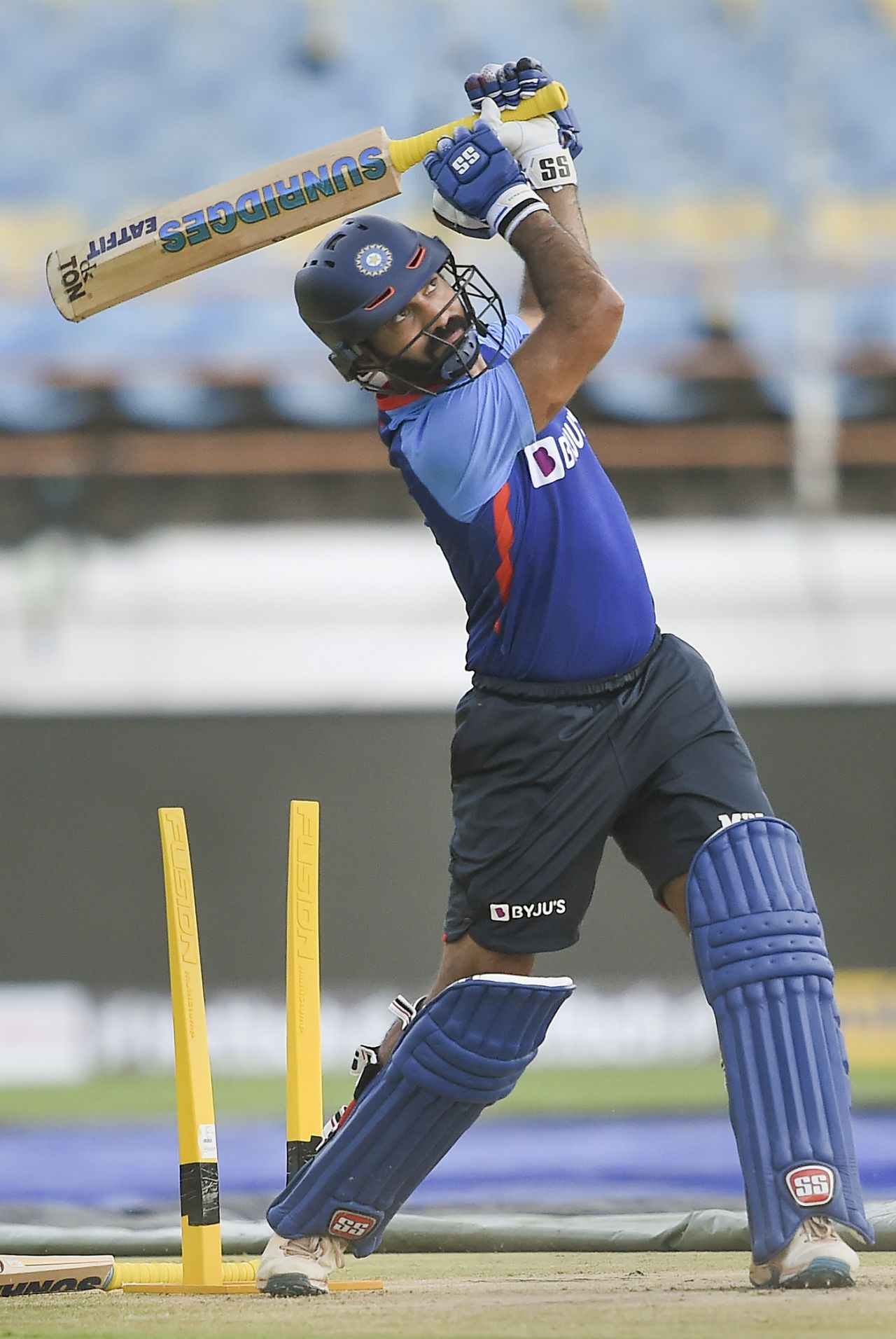 Dinesh Karthik tees off at training, Rajkot, June 16, 2022