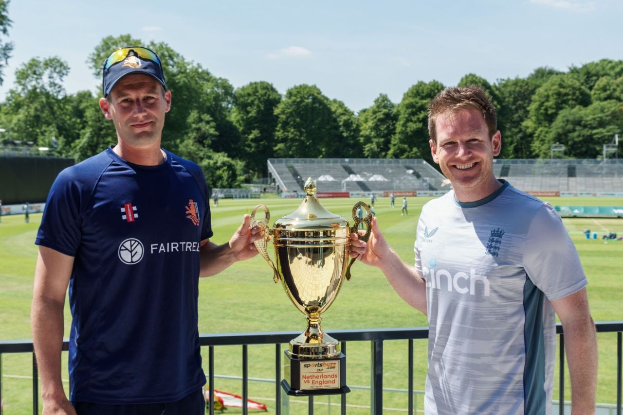Pieter Seelaar and Eoin Morgan pose with the series trophy, Netherlands vs England, 1st ODI, Amstelveen, June 16, 2022
