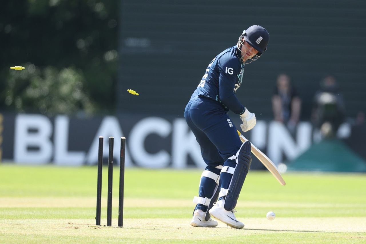 Jason Roy was bowled by his cousin Shane Snater for 1, Netherlands vs England, 1st ODI, Amstelveen, June 17, 2022
