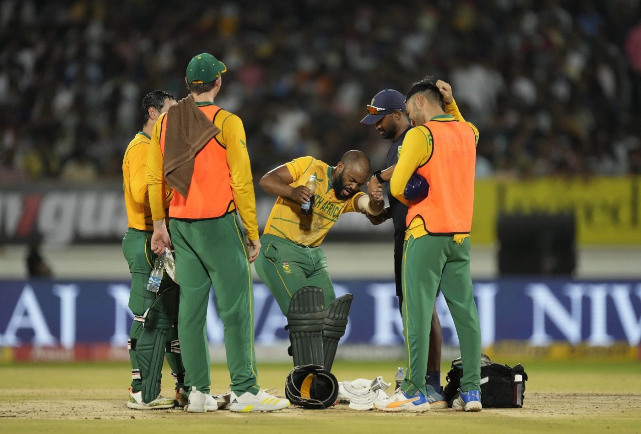 Temba Bavuma was visibly in a lot of pain after hurting his elbow, India vs South Africa, 4th T20I, Rajkot, June 17, 2022