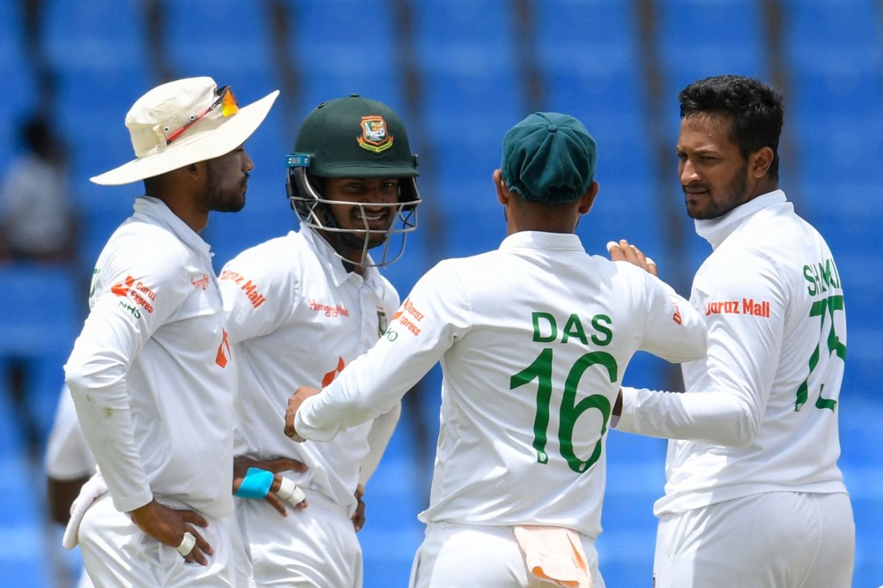Shakib Al Hasan broke a 62-run stand between Nkrumah Bonner and Kraigg Brathwaite, West Indies vs Bangladesh, 1st Test, Antigua, 2nd day, June 17, 2022