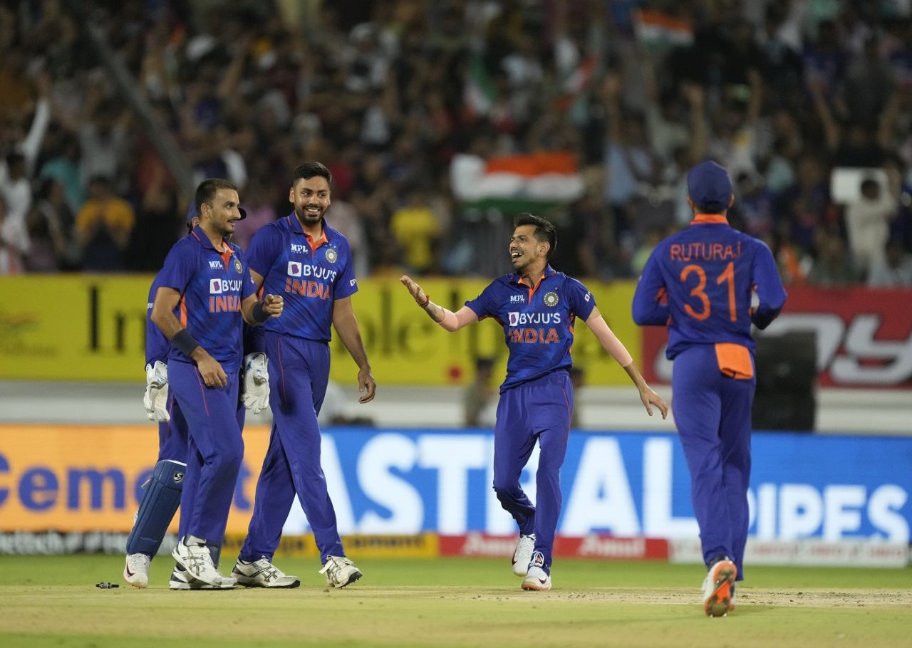 Indian players celebrate the wicket of Quinton de Kock, India vs South Africa, 4th T20I, Rajkot, June 17, 2022