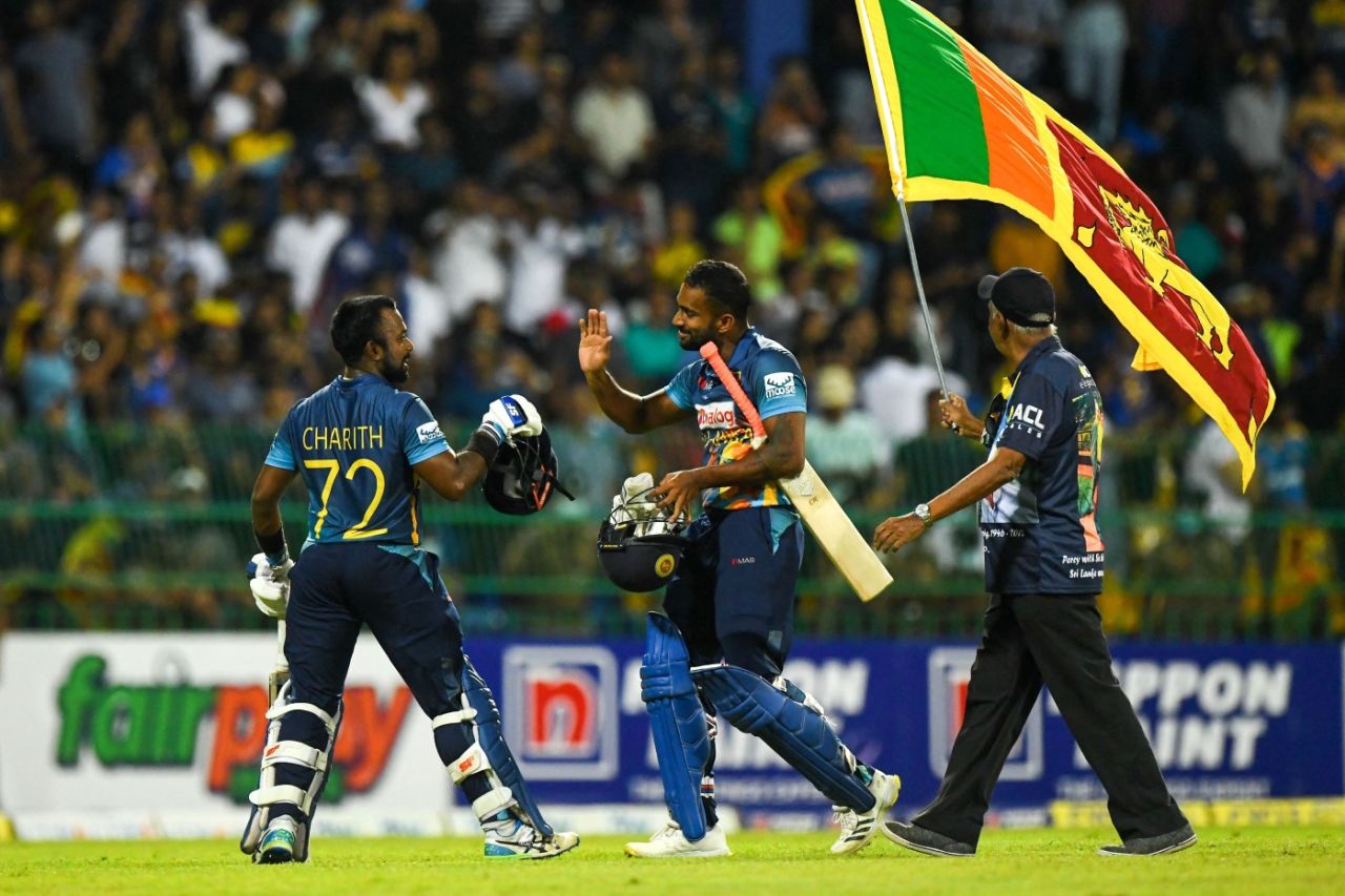 SL mengalahkan AUS Highlights 4th ODI, Asalanka, bowler membawa Sri Lanka meraih kemenangan seri yang tak terlupakan: CHECK