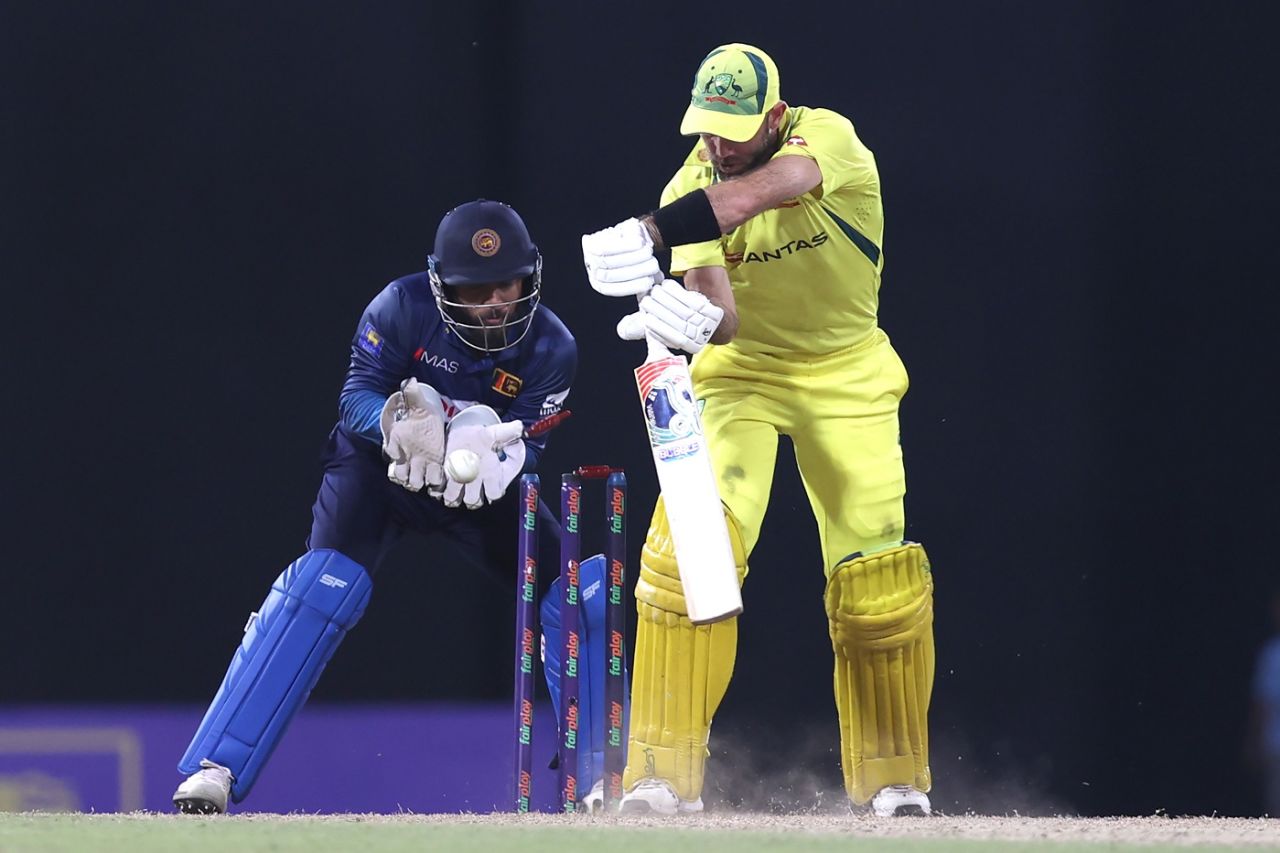 Glenn Maxwell is bowled, Sri Lanka vs Australia, 5th ODI, Colombo, June 24, 2022