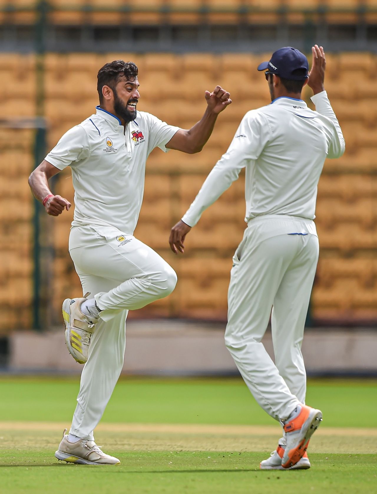 Mohit Avasthi is ecstatic after getting rid of MP captain Aditya Shrivastava for 25, Mumbai vs Madhya Pradesh, Ranji Trophy 2021-22 final, Bengaluru, June 25, 2022
