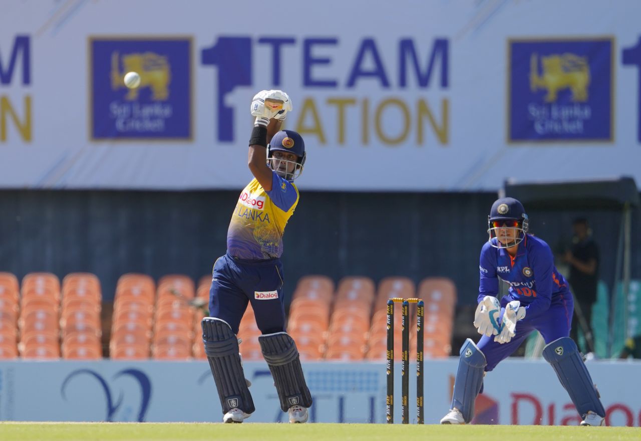 Chamari Athapaththu chips a ball over cover, Sri Lanka vs India, 2nd women's T20I, Dambulla, June 25, 2022
