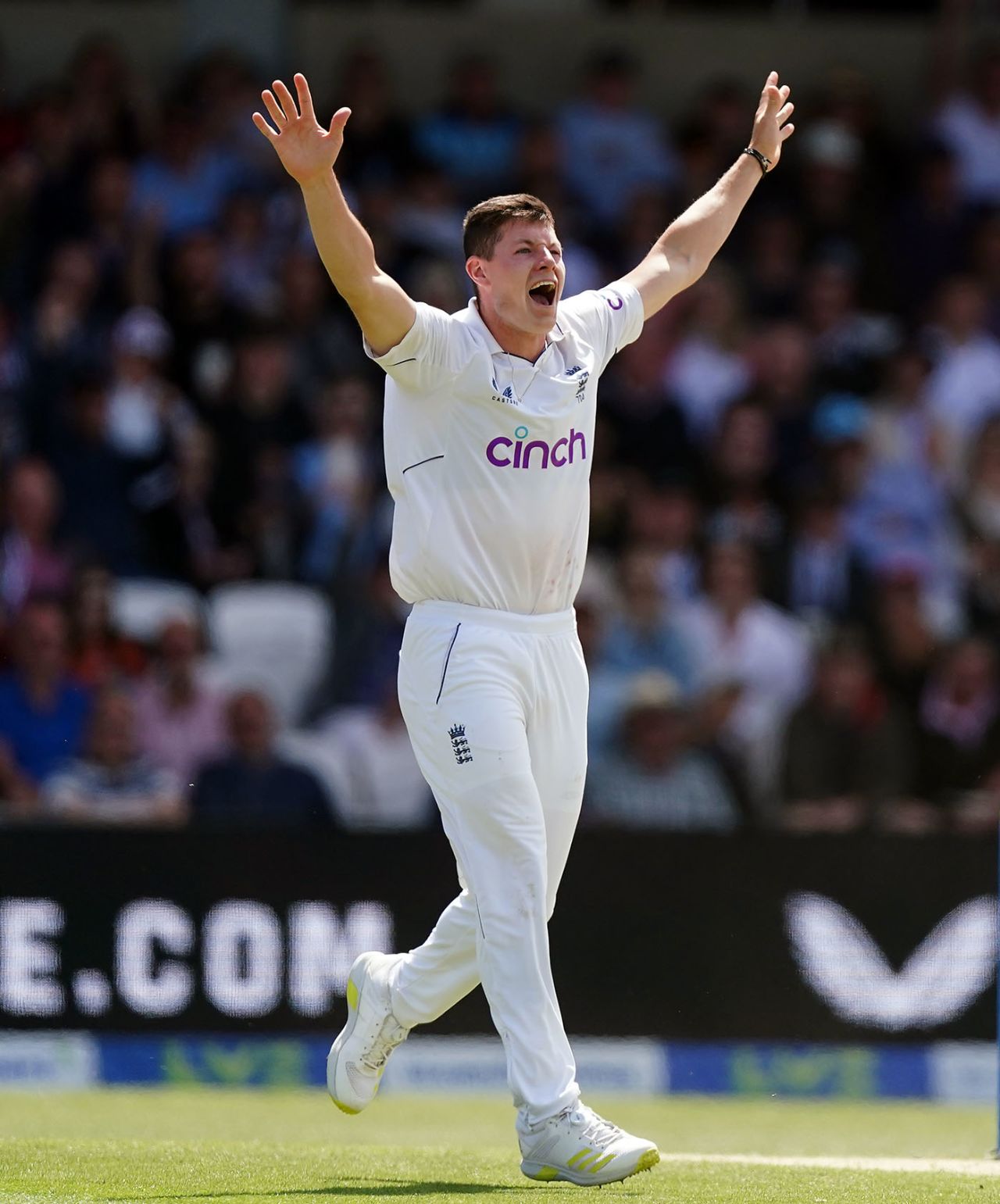 Matthew Potts celebrates the wicket of Tom Blundell before the dismissal is overturned via DRS, England vs New Zealand, 3rd Test, Headingley, 4th day, June 26, 2022