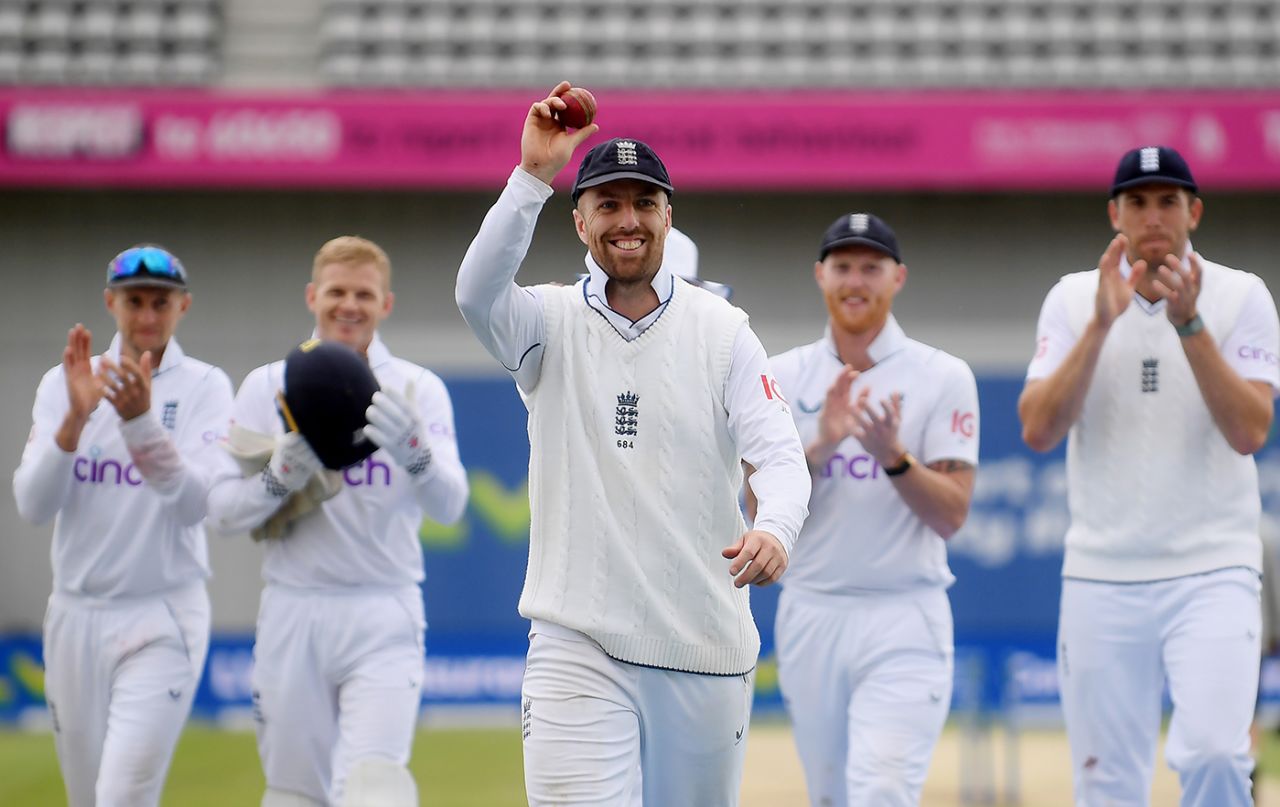 Jack Leach claimed his first Test ten-for, England vs New Zealand, 3rd Test, Headingley, 4th day, June 26, 2022