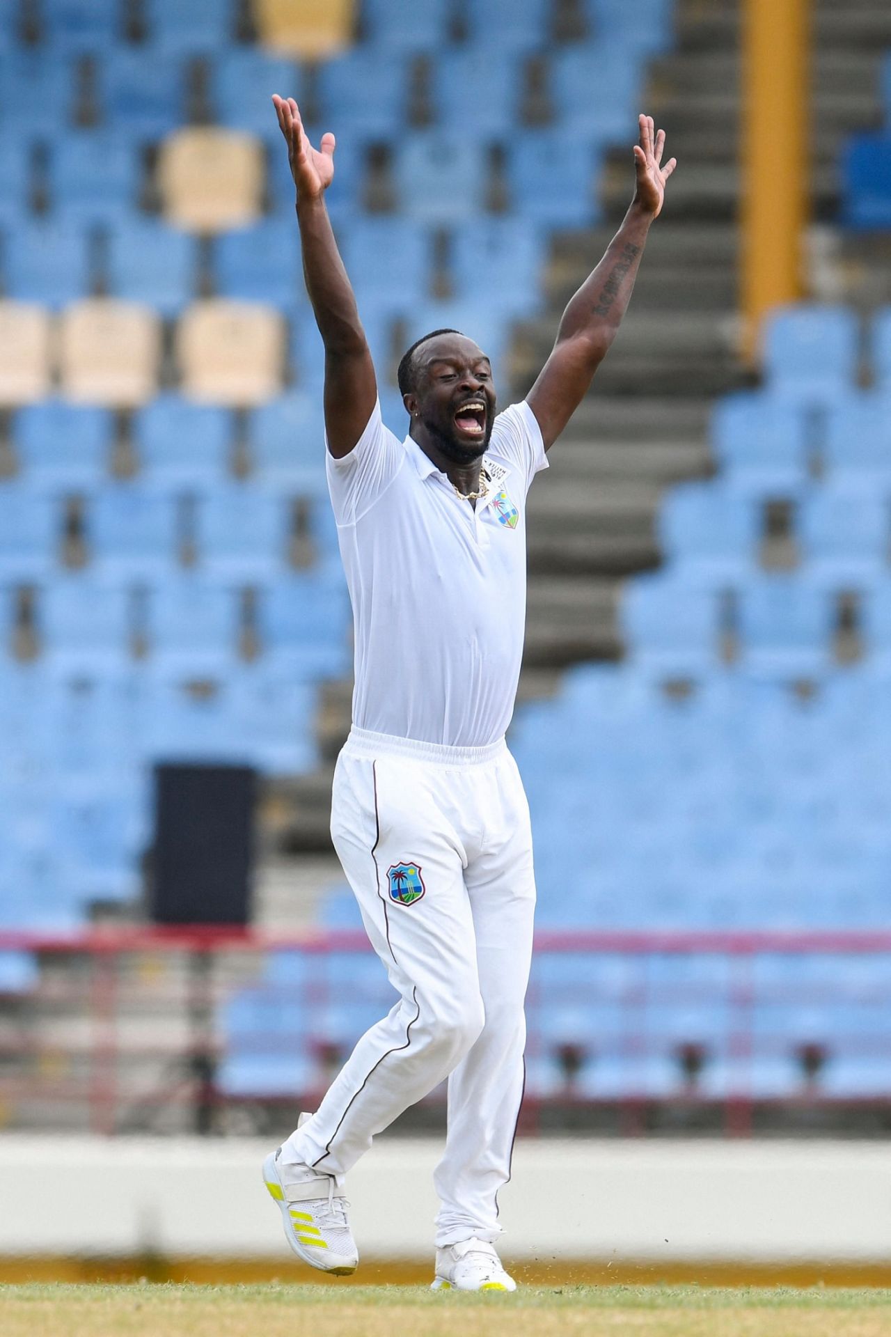 Kemar Roach goes up in appeal, West Indies vs Bangladesh, 2nd Test, St Lucia, 3rd day, June 26, 2022