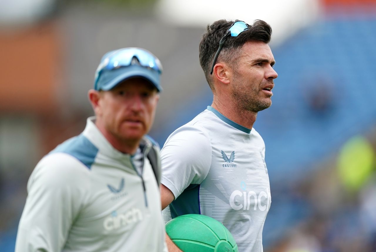 James Anderson out for a warm-up alongside Paul Collingwood, England vs New Zealand, 3rd Test, Headingley, 5th day, June 27, 2022