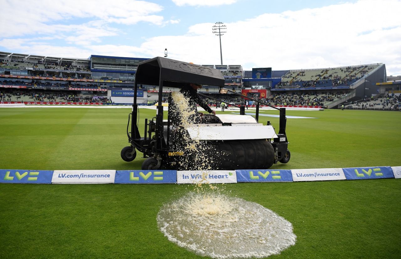 The supersopper does its job of drying the ground with rain relenting, 5th Test, Birmingham, 2nd day, July 2, 2022