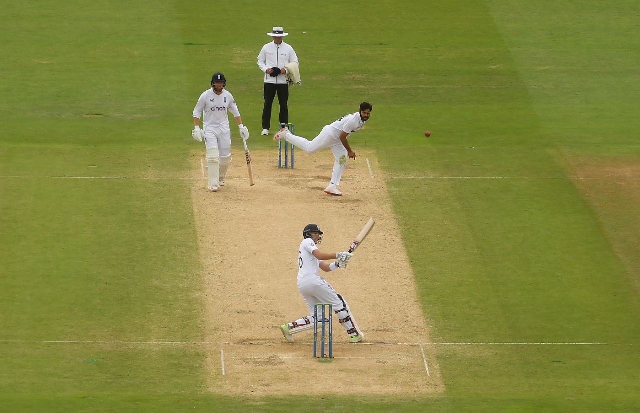 Joe Root plays a reverse scoop off Shardul Thakur, England vs India, 5th Test, Edgbaston, 5th day, July 5, 2022