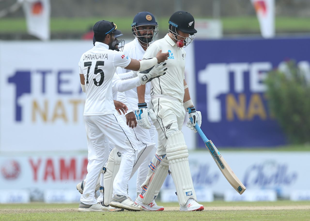 Sri Lanka players chase Trent Boult to get the ball back, second day, first Test, Sri Lanka vs New Zealand, Galle International Stadium, Galle, August 15, 2019