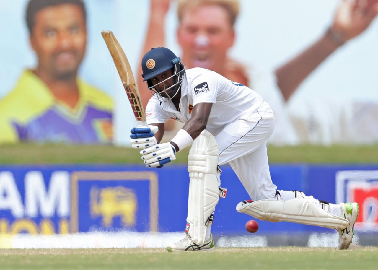 Angelo Mathews tucks the ball away, Sri Lanka vs Australia, 2nd Test, Galle, July 10, 2022