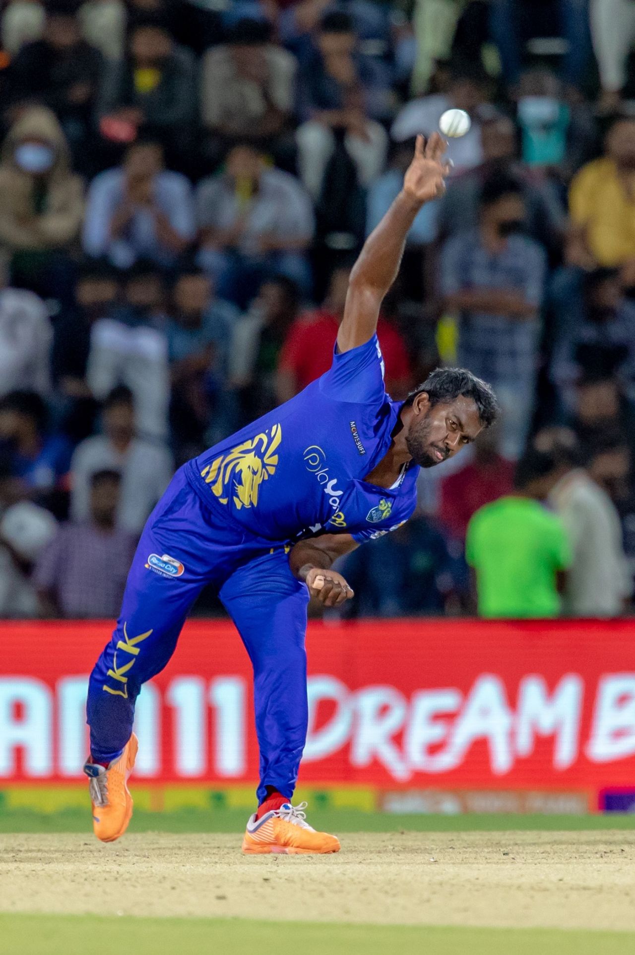 B Surya sends one down, Lyca Kovai Kings vs Lyca Kovai Kings, TNPL 2022, Coimbatore, July 12, 2022