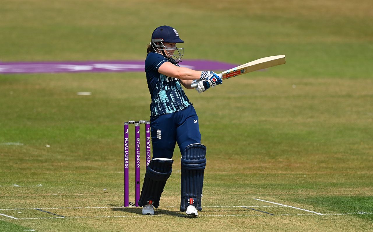 Tammy Beaumont unleashes a pull, 3rd ODI, England Women vs South Africa Women, Leicester, July 18, 2022