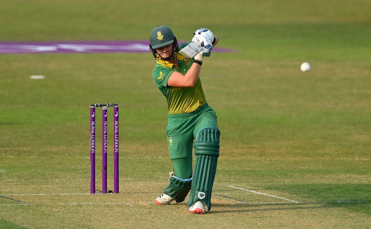 Laura Wolvaardt drives one down the ground, England vs South Africa, 3rd women's ODI Leicester, July 18, 2022