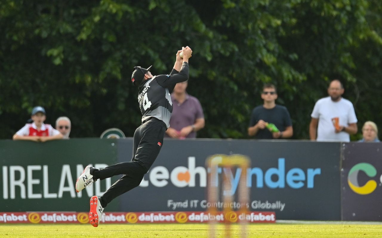 Mitchell Santner's athletic catch sent back Andy Balbirnie, Ireland vs New Zealand, 1st T20I, Belfast, July 18, 2022
