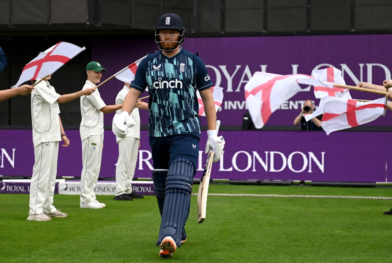 Jonny Bairstow walks out to bat at Old Trafford, England vs South Africa, 2nd ODI, Old Trafford, July 22, 2022