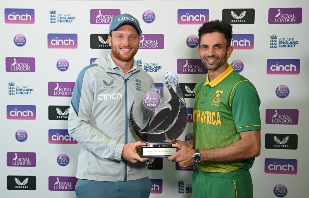 Jos Buttler and Keshav Maharaj pose with the series trophy after a 1-1 draw, England vs South Africa, 3rd ODI, Headingley, July 24, 2022