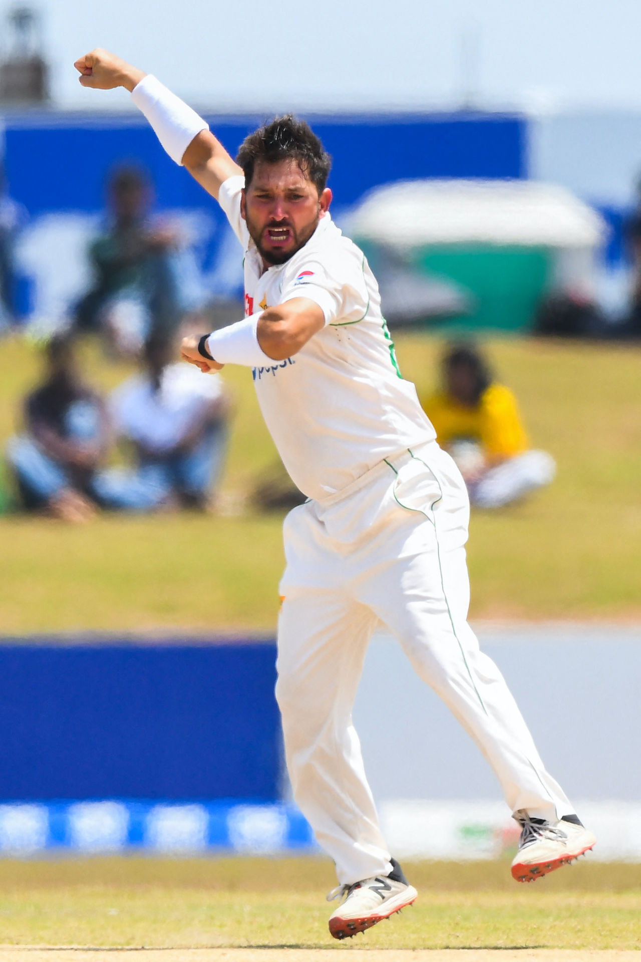 A jubilant Yasir Shah celebrates after removing Oshada Fernando with his first ball, Sri Lanka vs Pakistan, 2nd Test, Galle, 3rd Day, July 26, 2022
