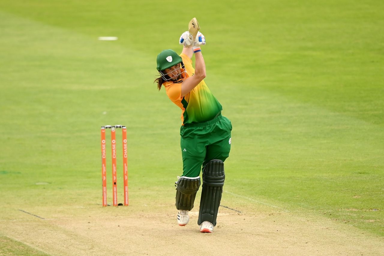 Tazmin Brits goes over the top, England vs South Africa, Commonwealth Games, Birmingham, August 2, 2022