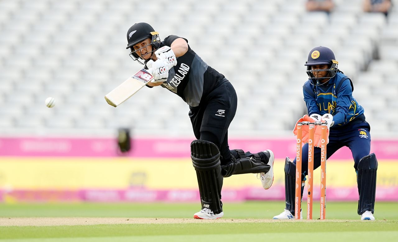Suzie Bates works one to the leg side, Sri Lanka vs New Zealand, Commonwealth Games 2022, Birmingham, August 2, 2022
