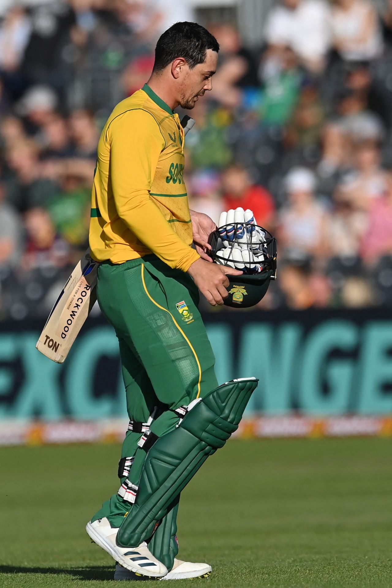 Quinton de Kock walks back after his fourth single-digit score in last five T20Is, 2nd T20I, Bristol, August 5, 2022