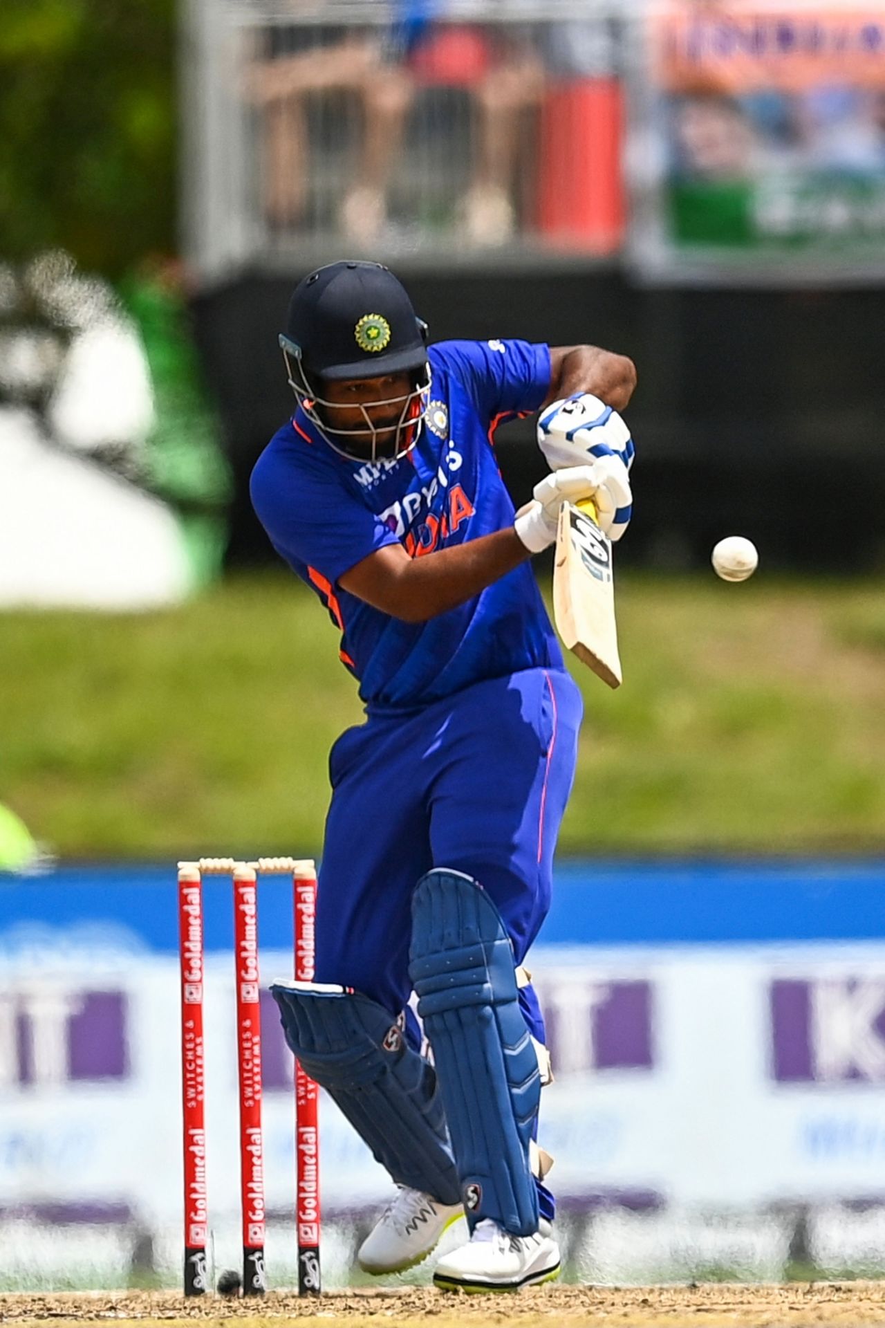Sanju Samson shapes to pull, West Indies vs India, 4th T20I, Lauderhill, August 6, 2022