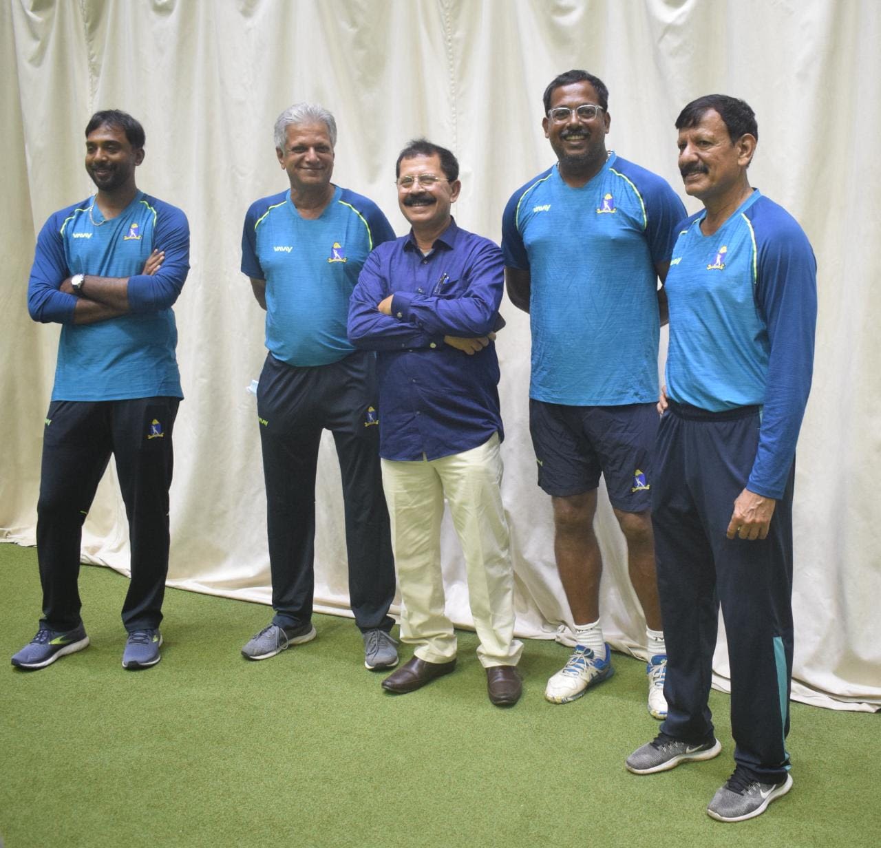 [L to R] Saurasish Lahiri, WV Raman, Debabrata Das, Shib Sankar Paul and Utpal Chatterjee at the Eden Gardens indoor facility, Kolkata, August 10, 2022