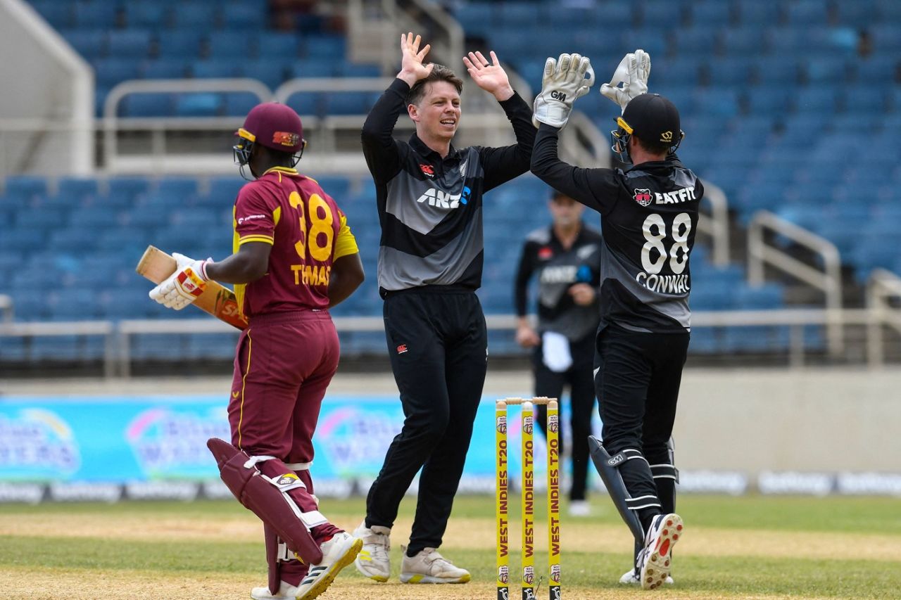 Devon Thomas was LBW off Michael Bracewell, West Indies vs New Zealand, 2nd T20I, Kingston, August 12, 2022