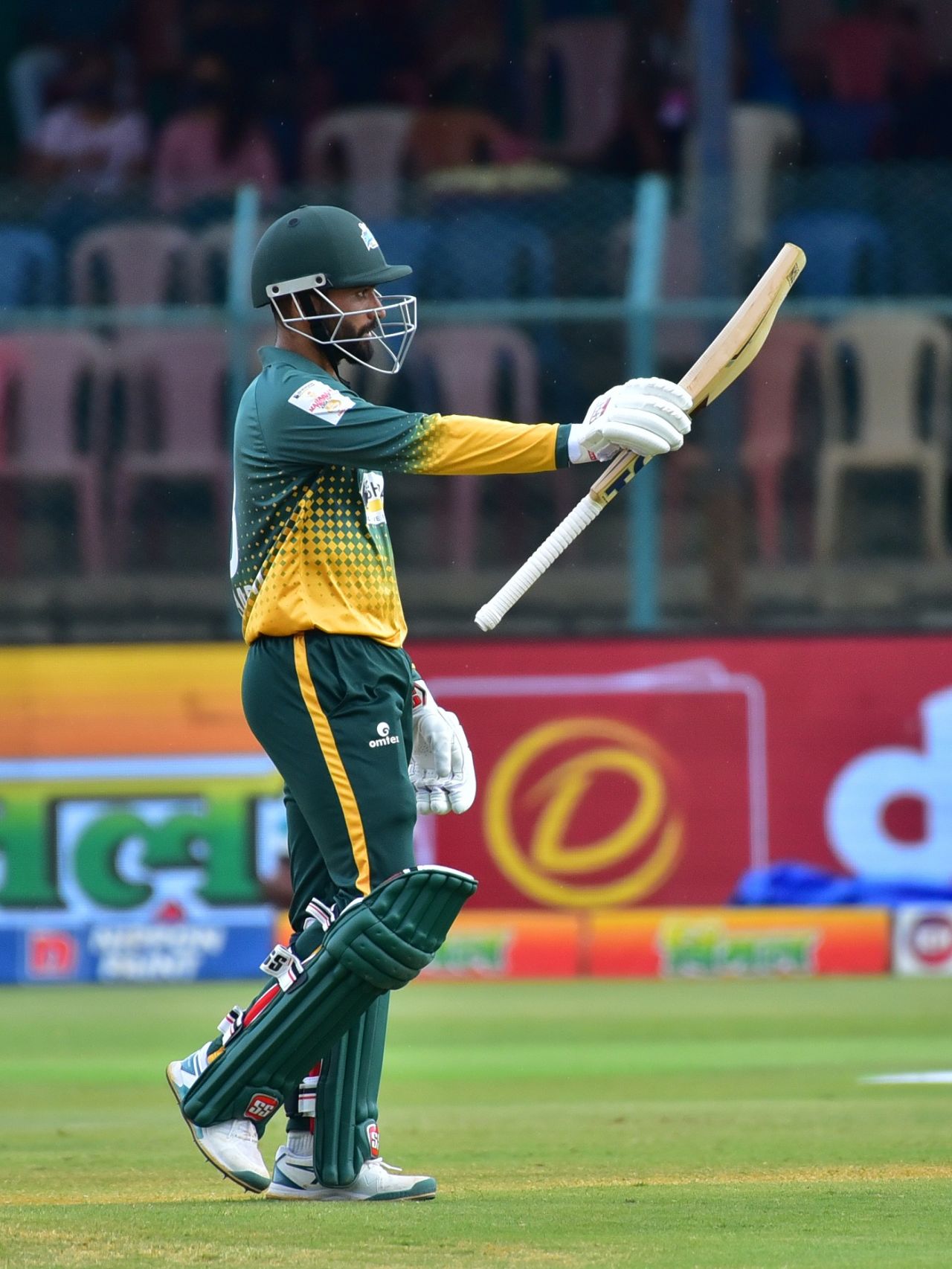 Krishnamurthy Siddharth soaks up the applause for his cultured half century, Maharaja T20 Trophy 2022, Hubli Tigers v Shivamogga Strikers, Mysore, August 13, 2022 