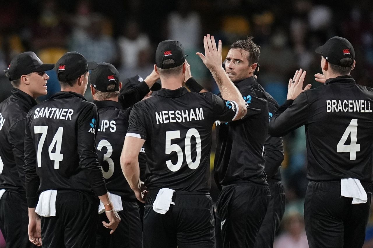 Tim Southee celebrates with team-mates after dismissing Shamarh Brooks, West Indies vs New Zealand, 2nd ODI, Bridgetown, August 19, 2022
