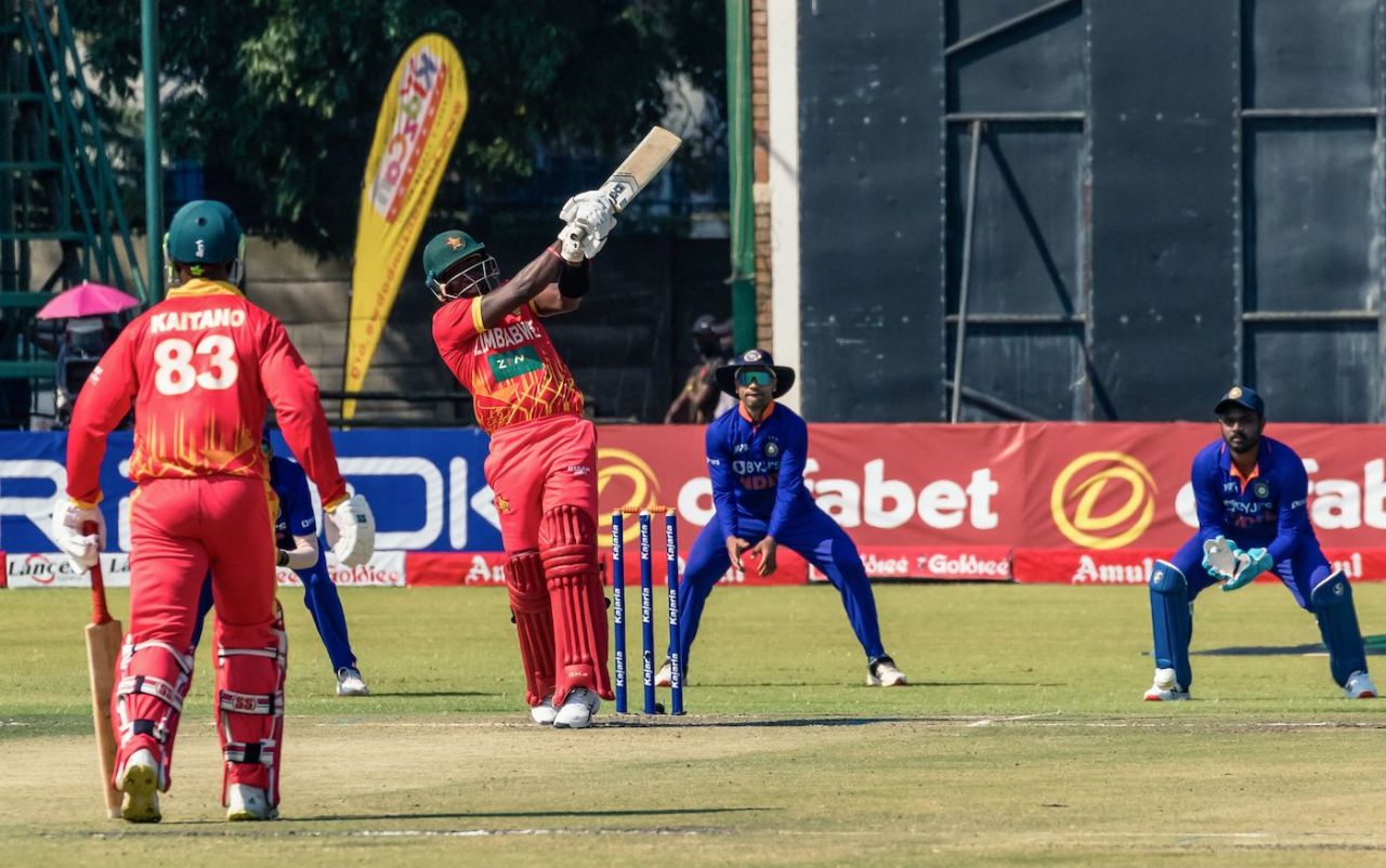 Innocent Kaia played the pull a lot, this was one of the few times he connected, Zimbabwe vs India, 2nd ODI, Harare, August 20, 2022