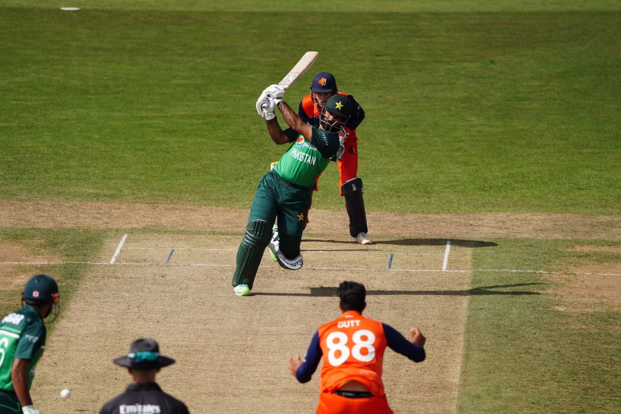 Fakhar Zaman charges down the ground, Netherlands vs Pakistan, 3rd ODI, Rotterdam, August 21, 2022