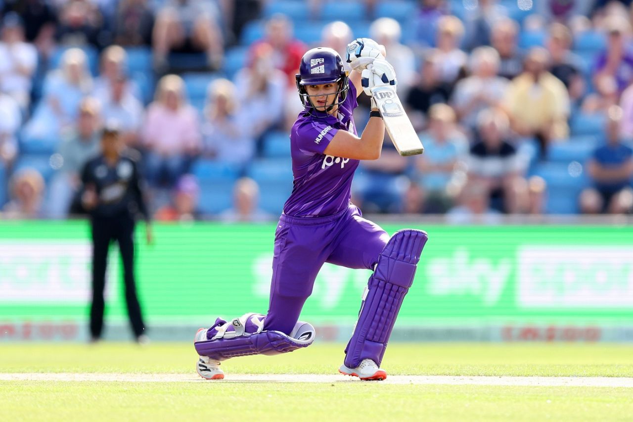 Laura Wolvaardt plays the drive, Northern Superchargers vs Manchester Originals, the Hundred, Leeds, August 21, 2022