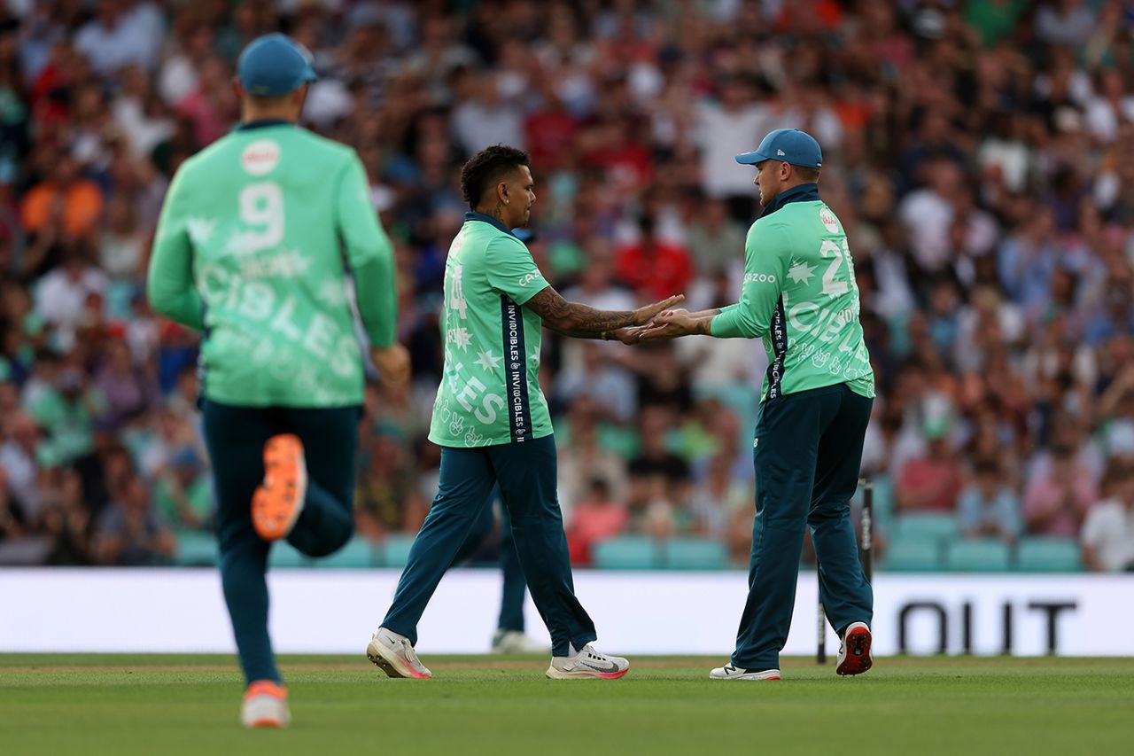 Sunil Narine gets a pair of low fives from Jason Roy, Oval Invincibles vs Birmingham Phoenix, Men's Hundred, The Oval, August 23, 2022
