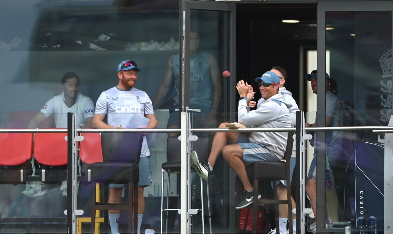 Brendon McCullum throws the ball back after Ben Stokes' six ends up in the dressing room, England vs South Africa, 2nd Test, Manchester, 2nd day, August 26, 2022