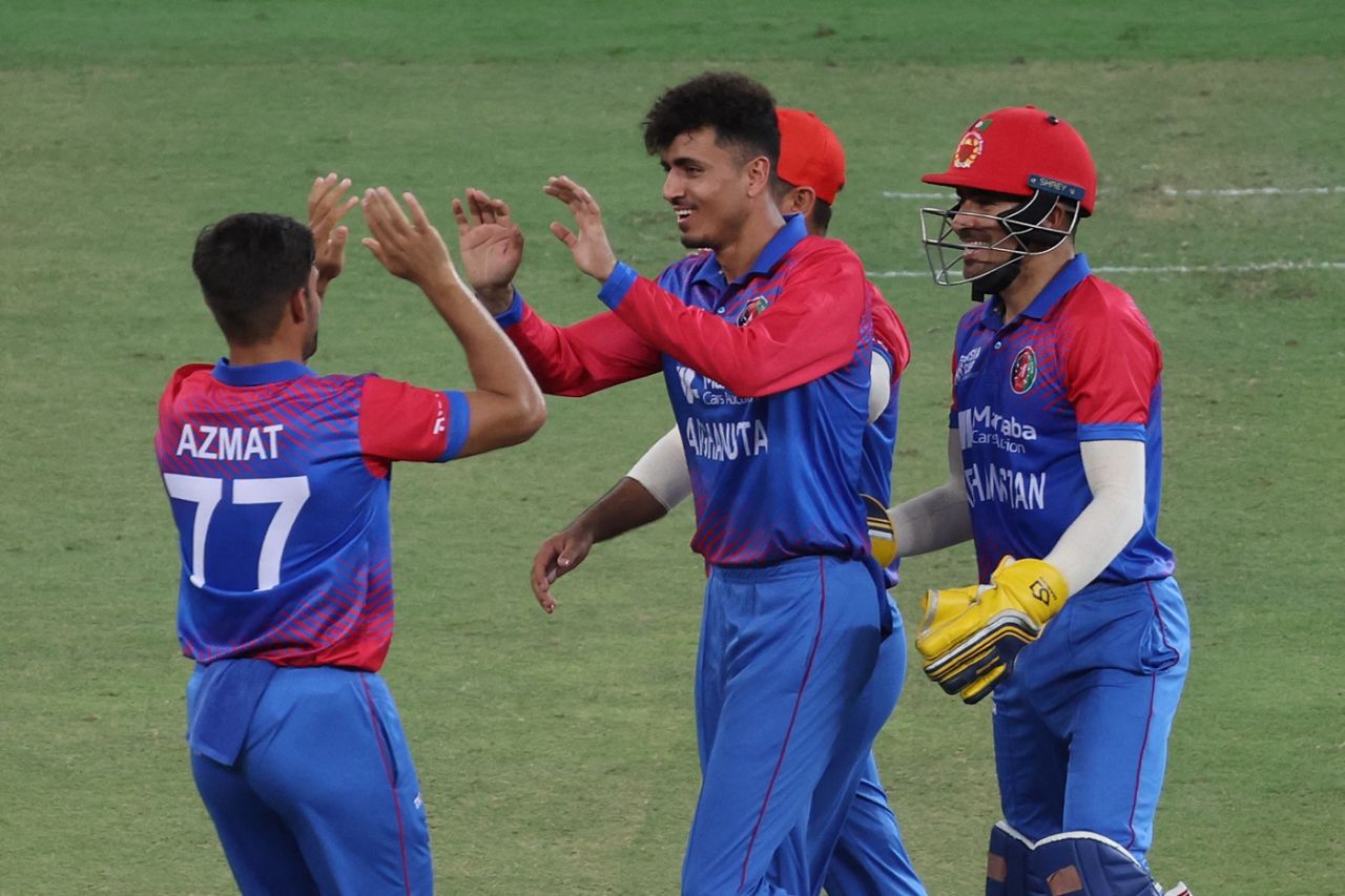 Mujeeb Ur Rahman celebrates a wicket, Afghanistan vs Sri Lanka, Group B, Asia Cup 2022, Dubai, August 27, 2022