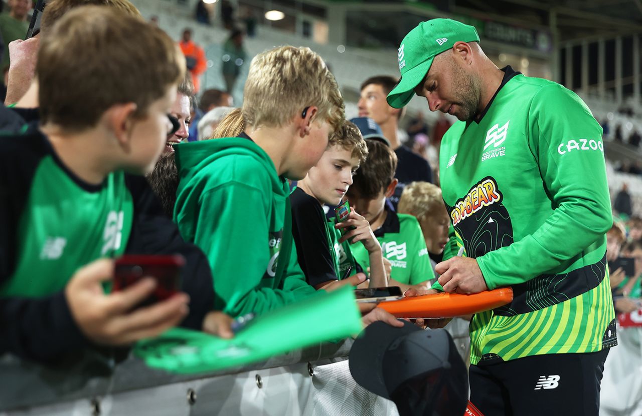 Jake Lintott signs autographs at the Ageas Bowl, Southern Brave vs Trent Rockets, Men's Hundred, Southampton, August 25, 2022