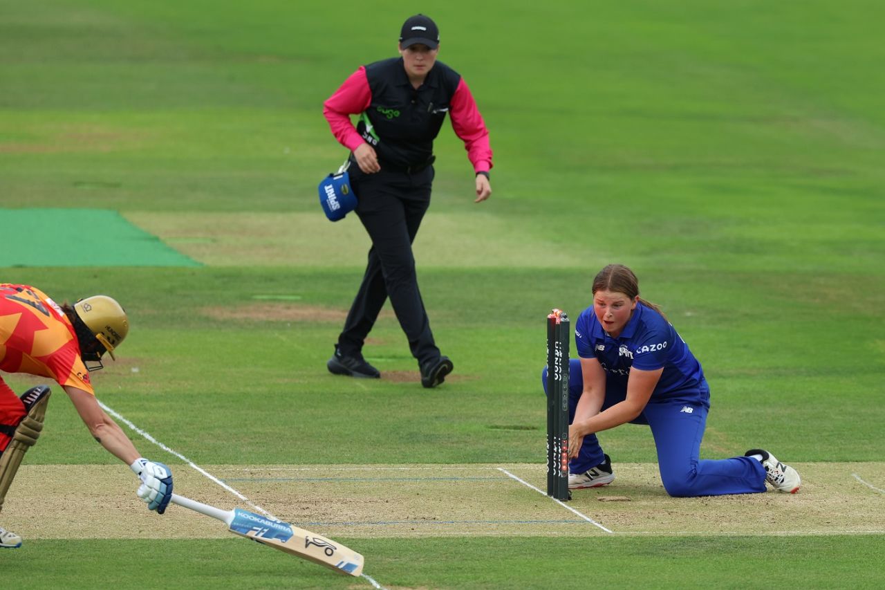 Sophie Devine was run out for 9, London Spirit vs Birmingham Phoenix, Women's Hundred, London, August 30, 2022